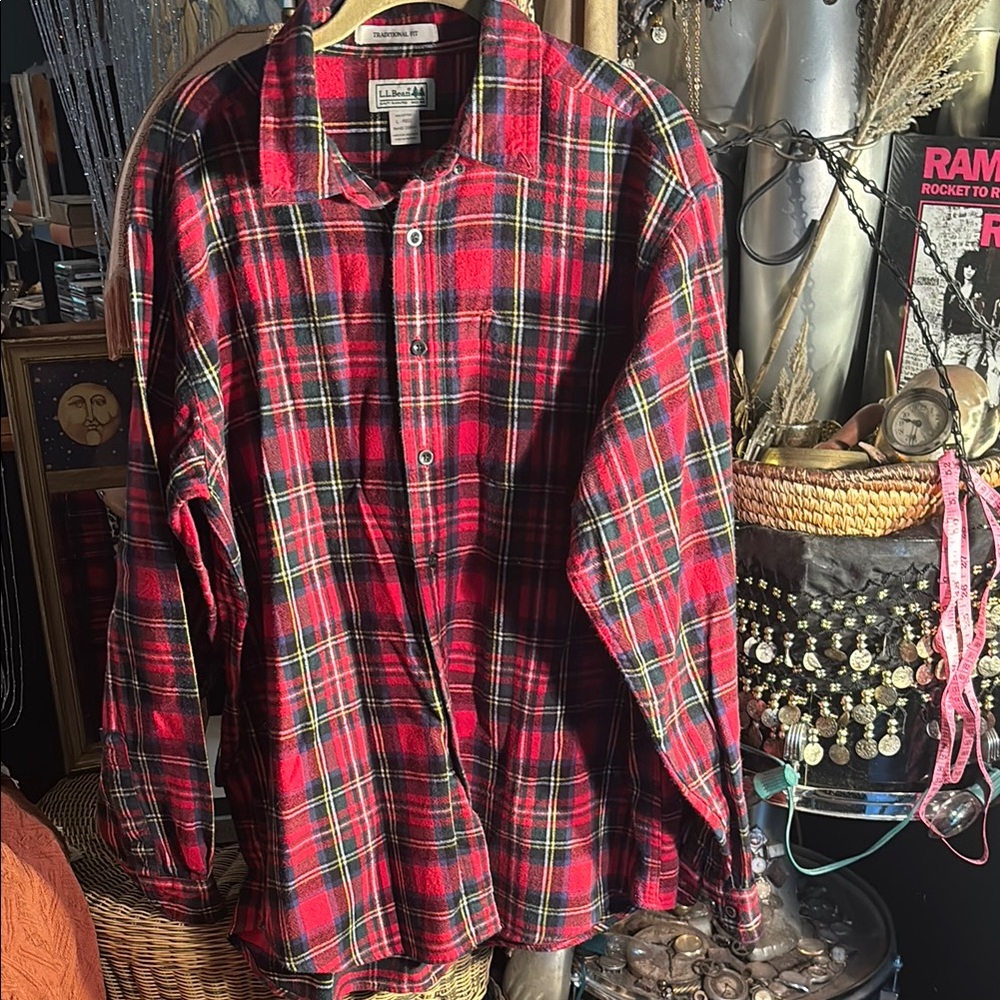 L.L. Bean Red Plaid Button-Down Men's Flannel Shirt